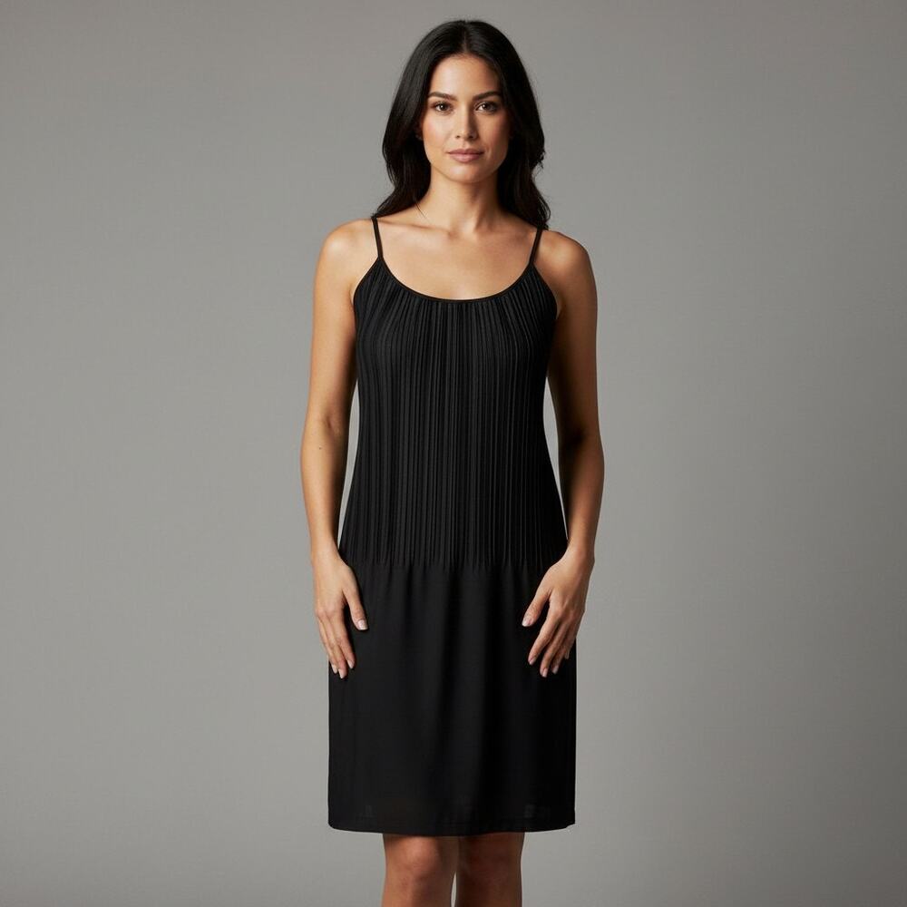 Vintage Parade New York Dress Womens Size 8 Black LBD Pleated Sleeveless Stretch
